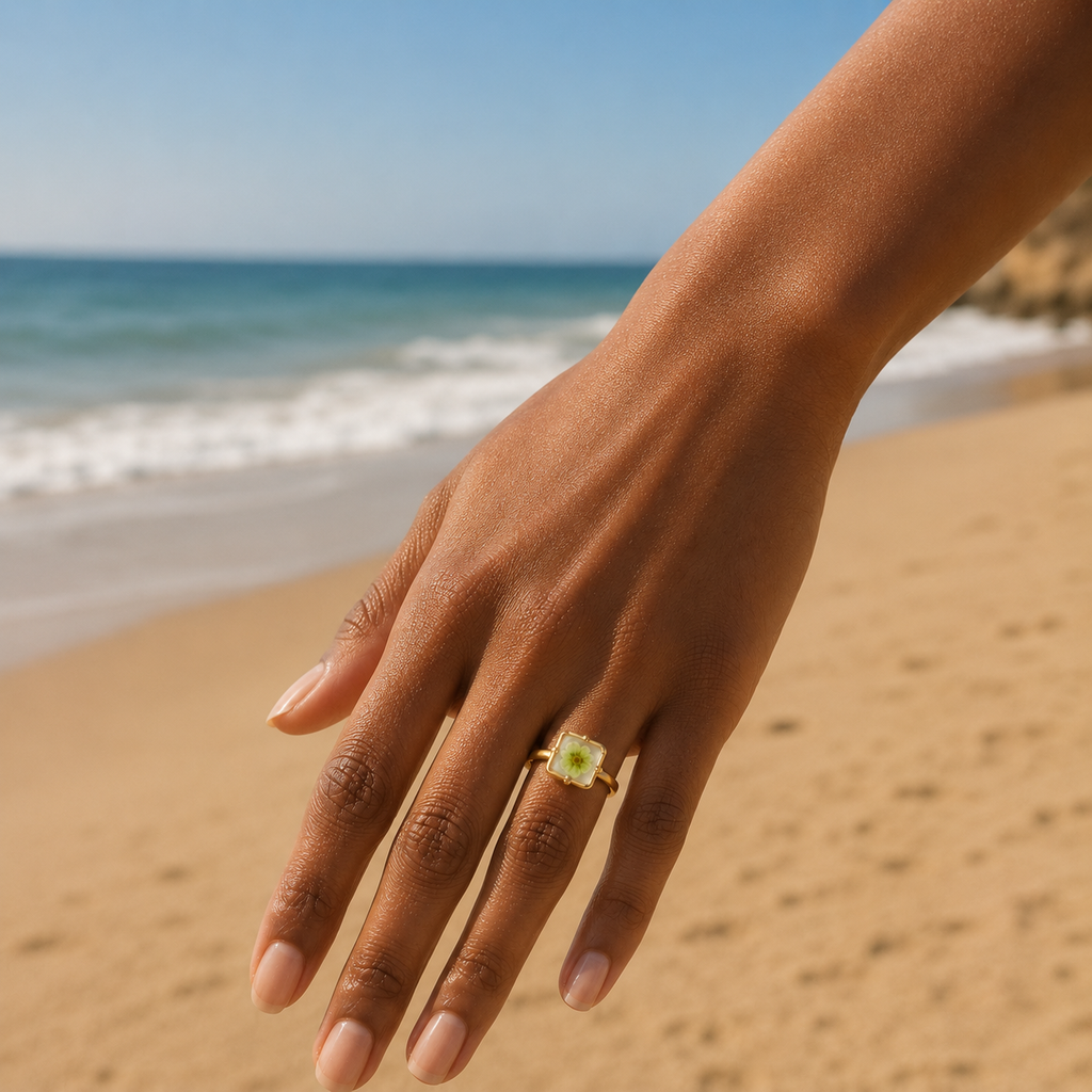 Verdant Bloom Frame Ring