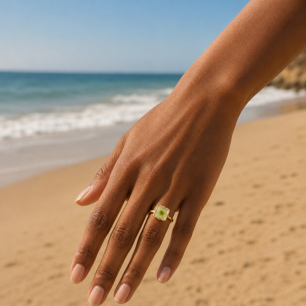 Verdant Bloom Frame Ring
