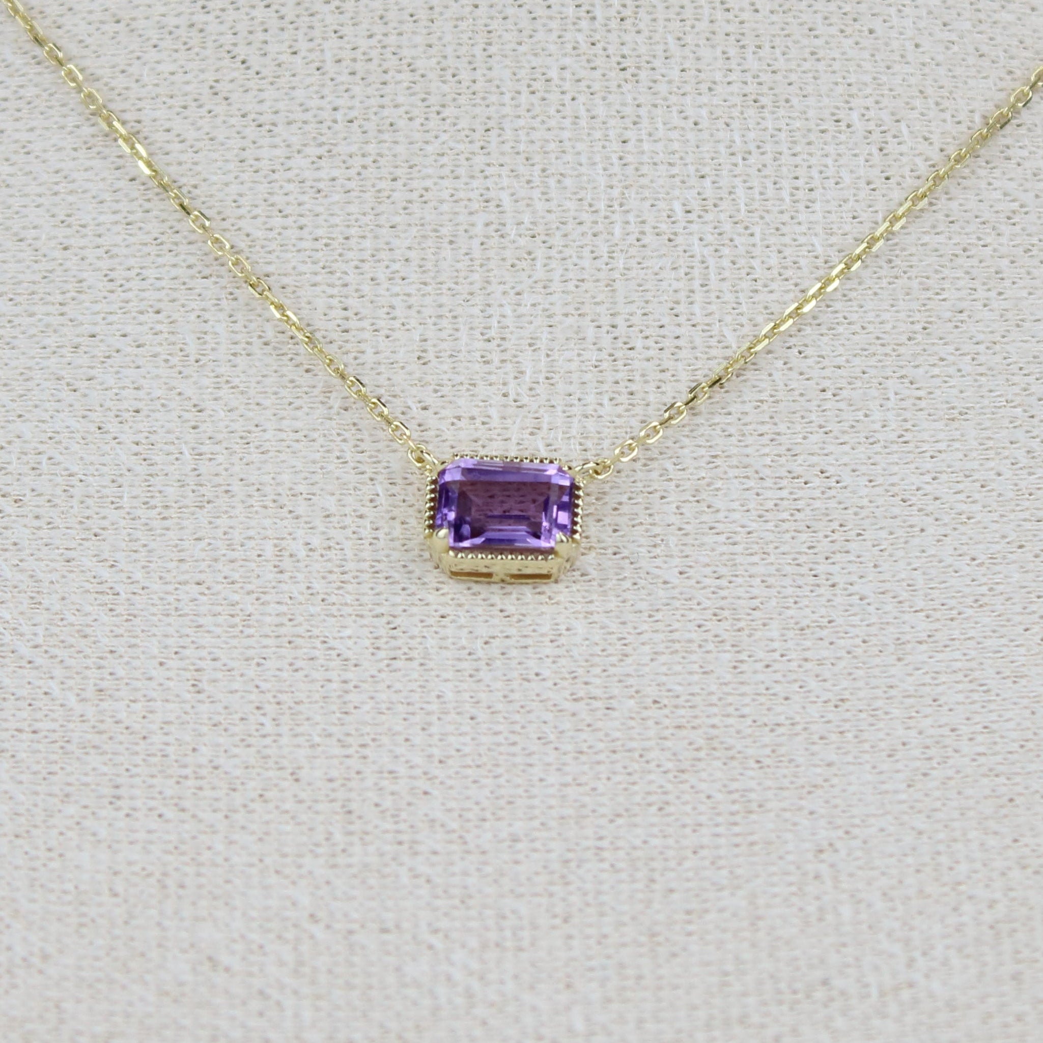 Amethyst Glow Pendant Necklace