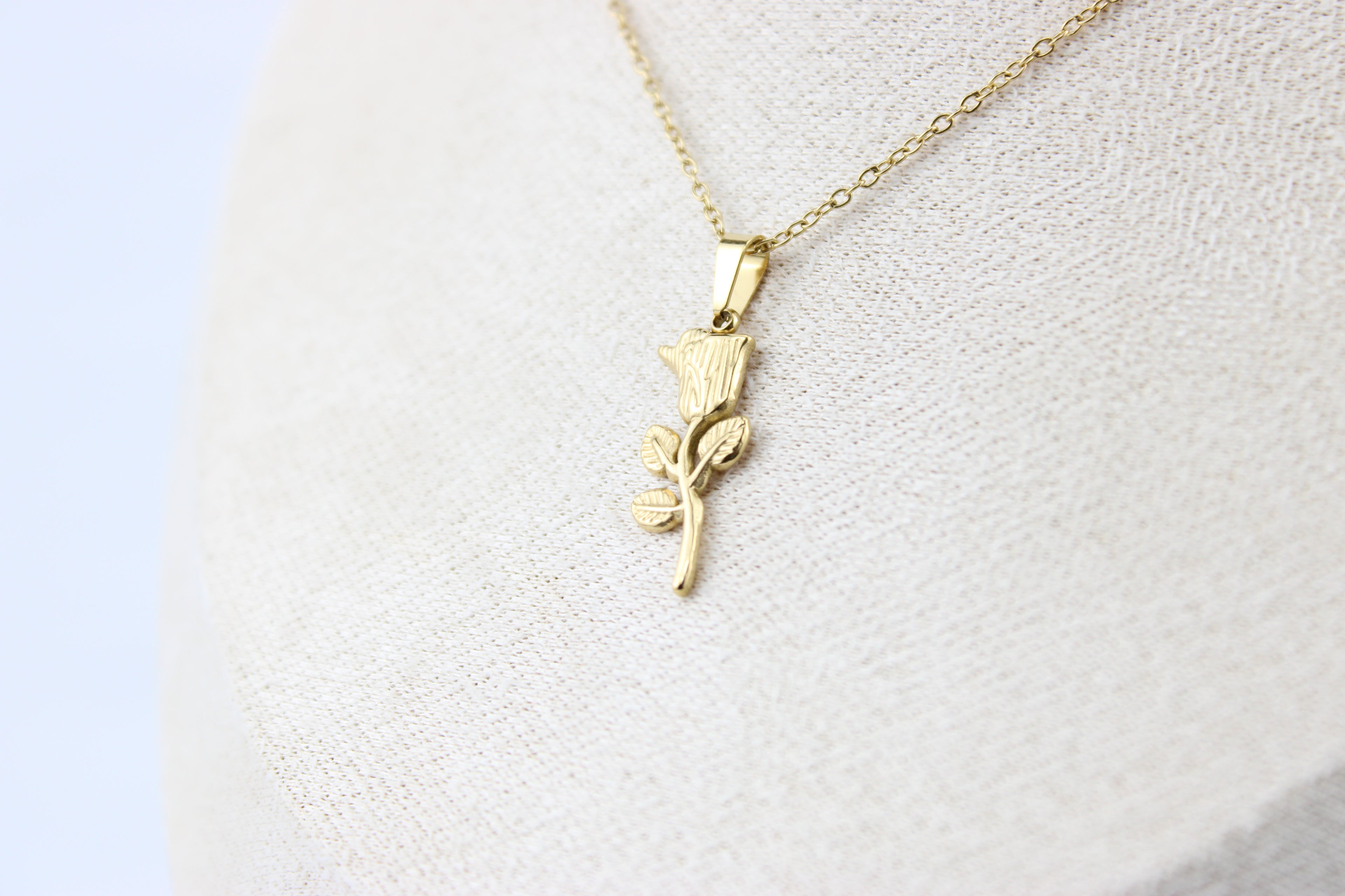 Golden Tulip Grace Necklace