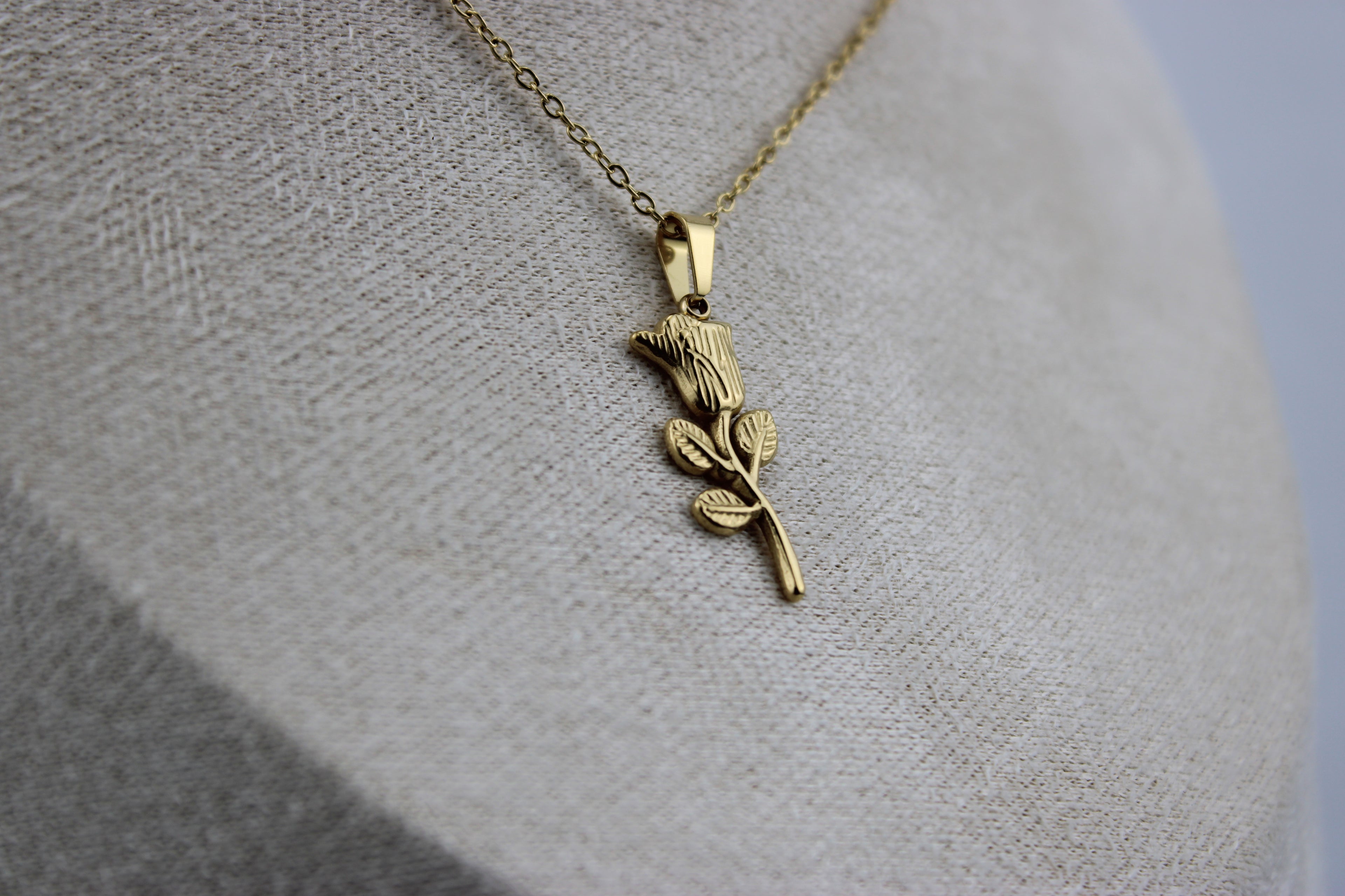 Golden Tulip Grace Necklace