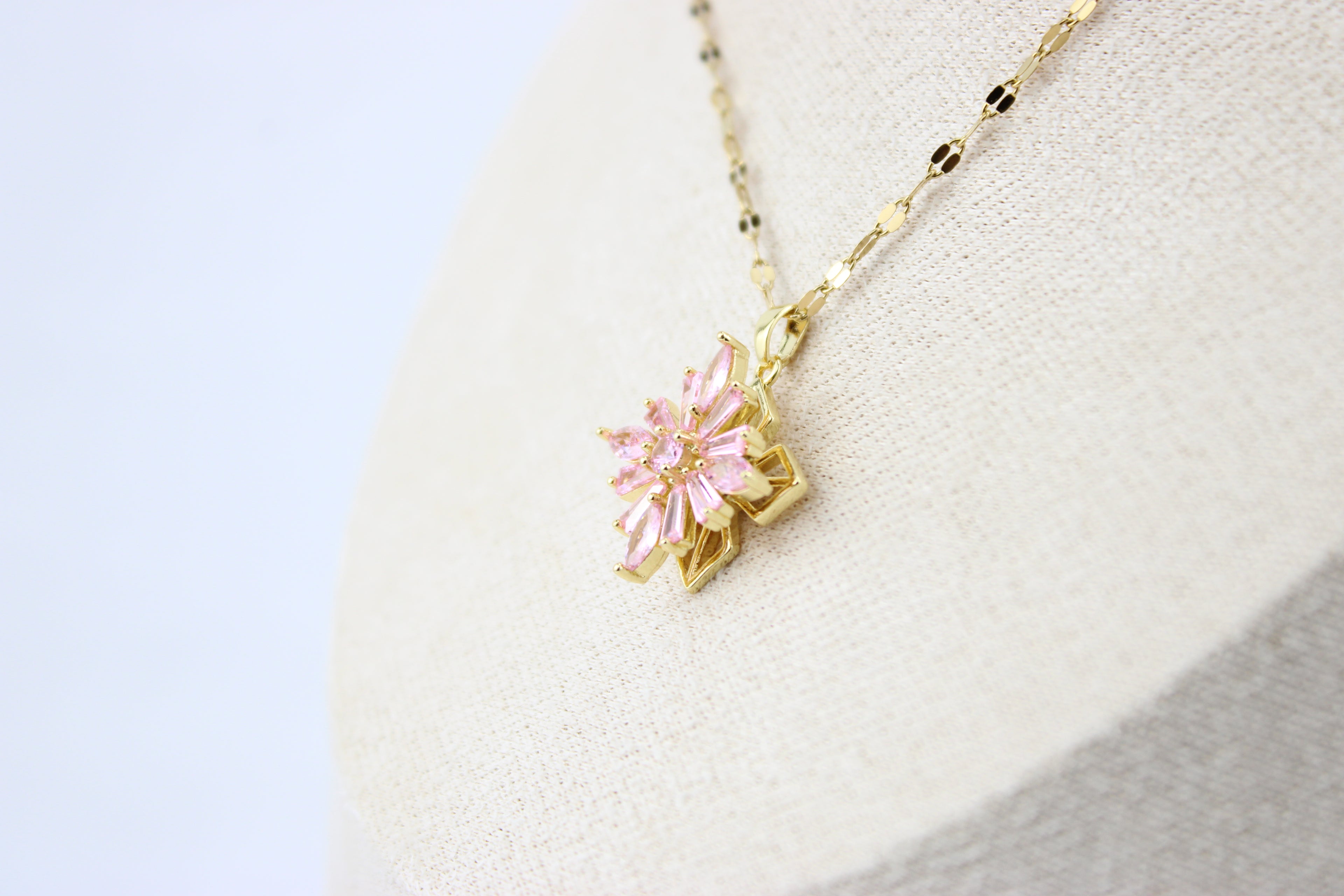 Blush Radiance Bloom Necklace