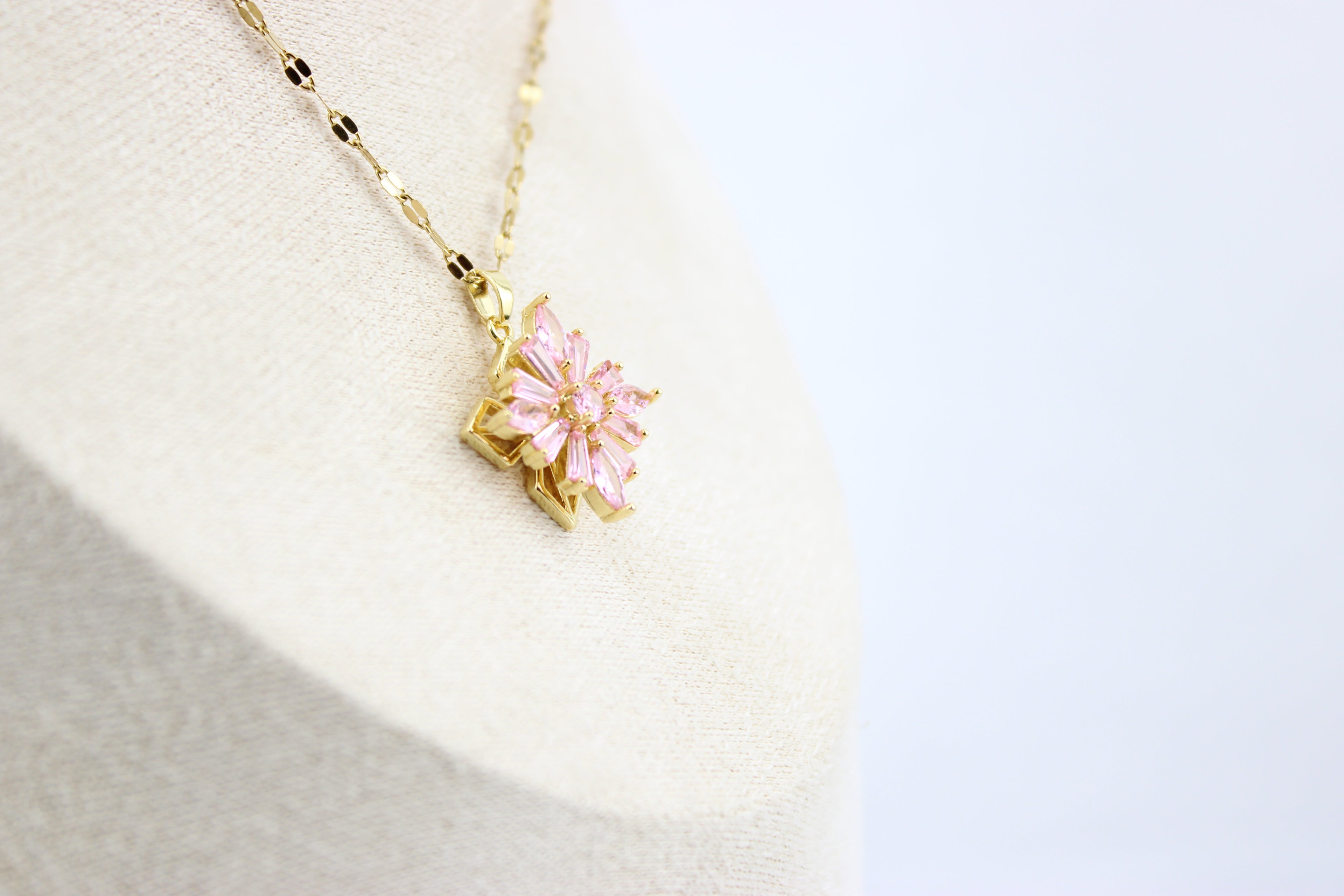 Blush Radiance Bloom Necklace