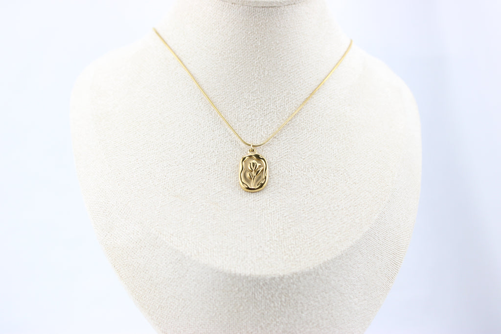 Golden Tulip Grace Necklace