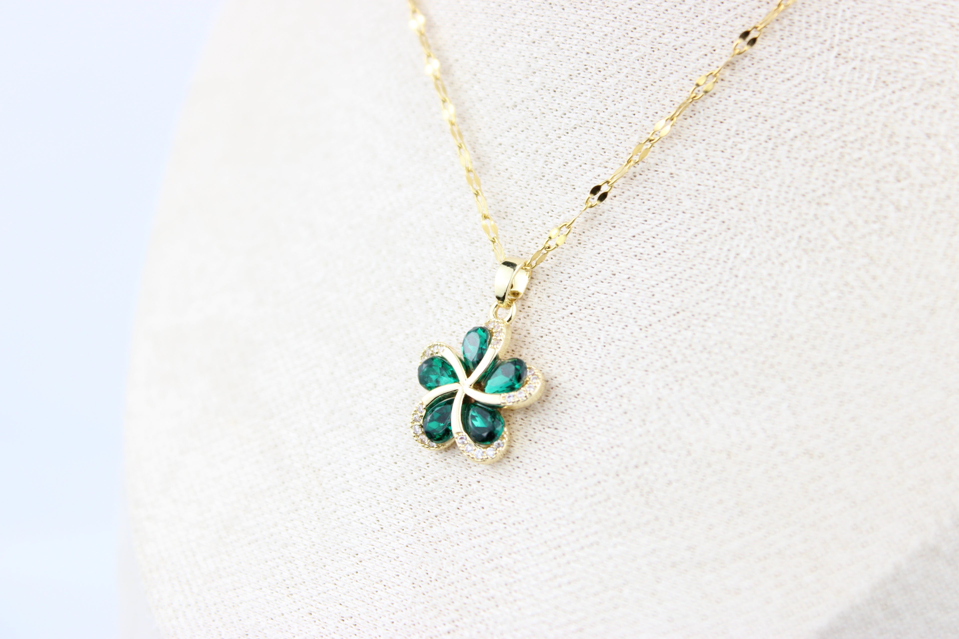 Green Zircon Snowflake Necklace