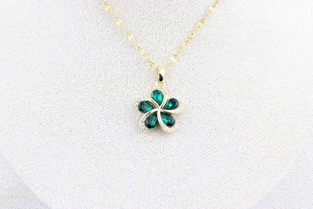 Green Zircon Snowflake Necklace