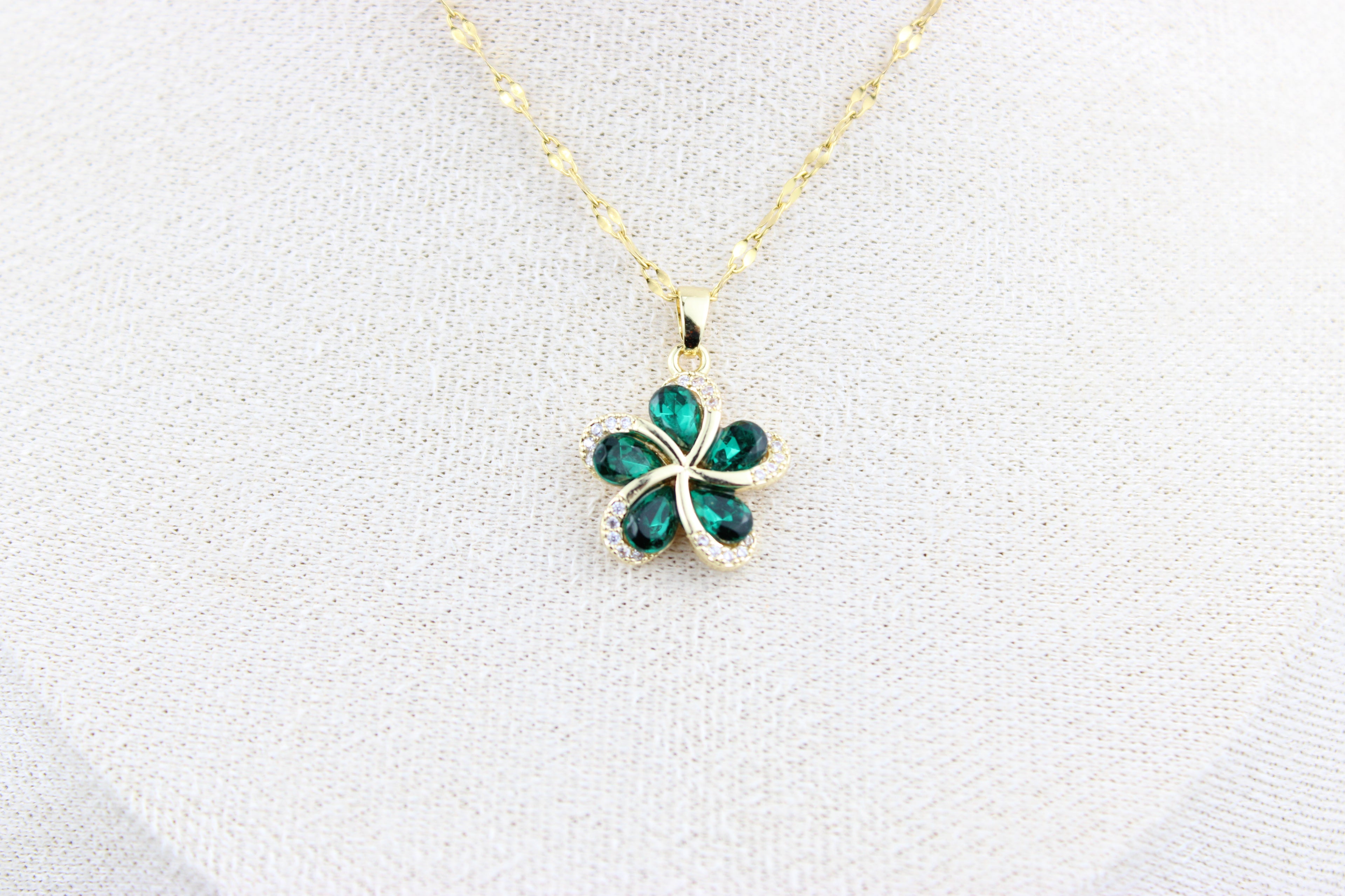 Green Zircon Snowflake Necklace