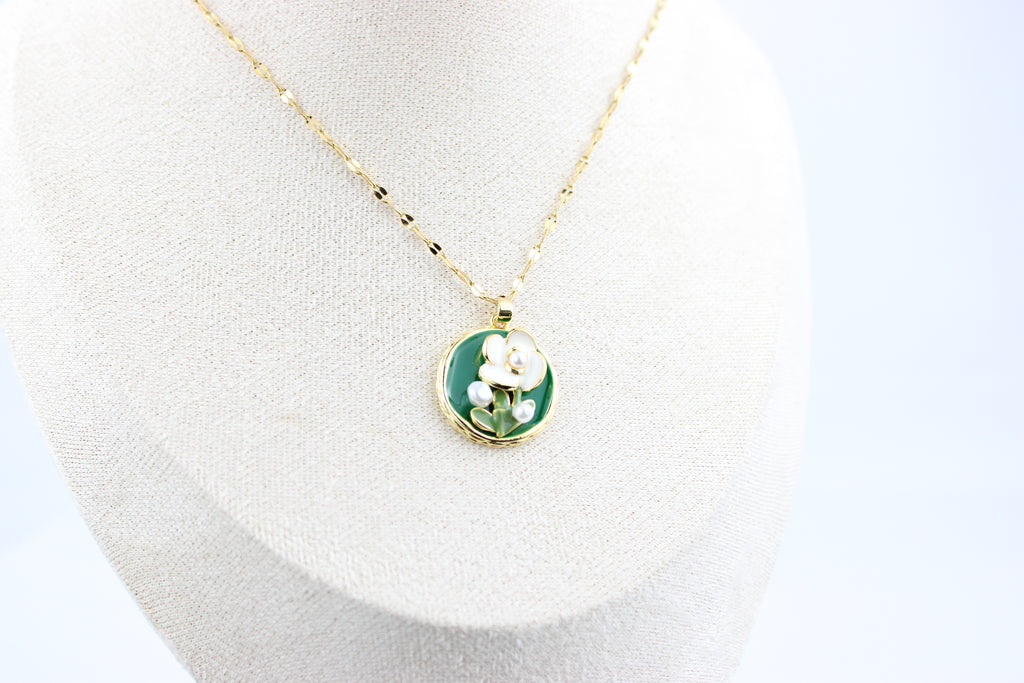 Pearl Garden Bloom Necklace