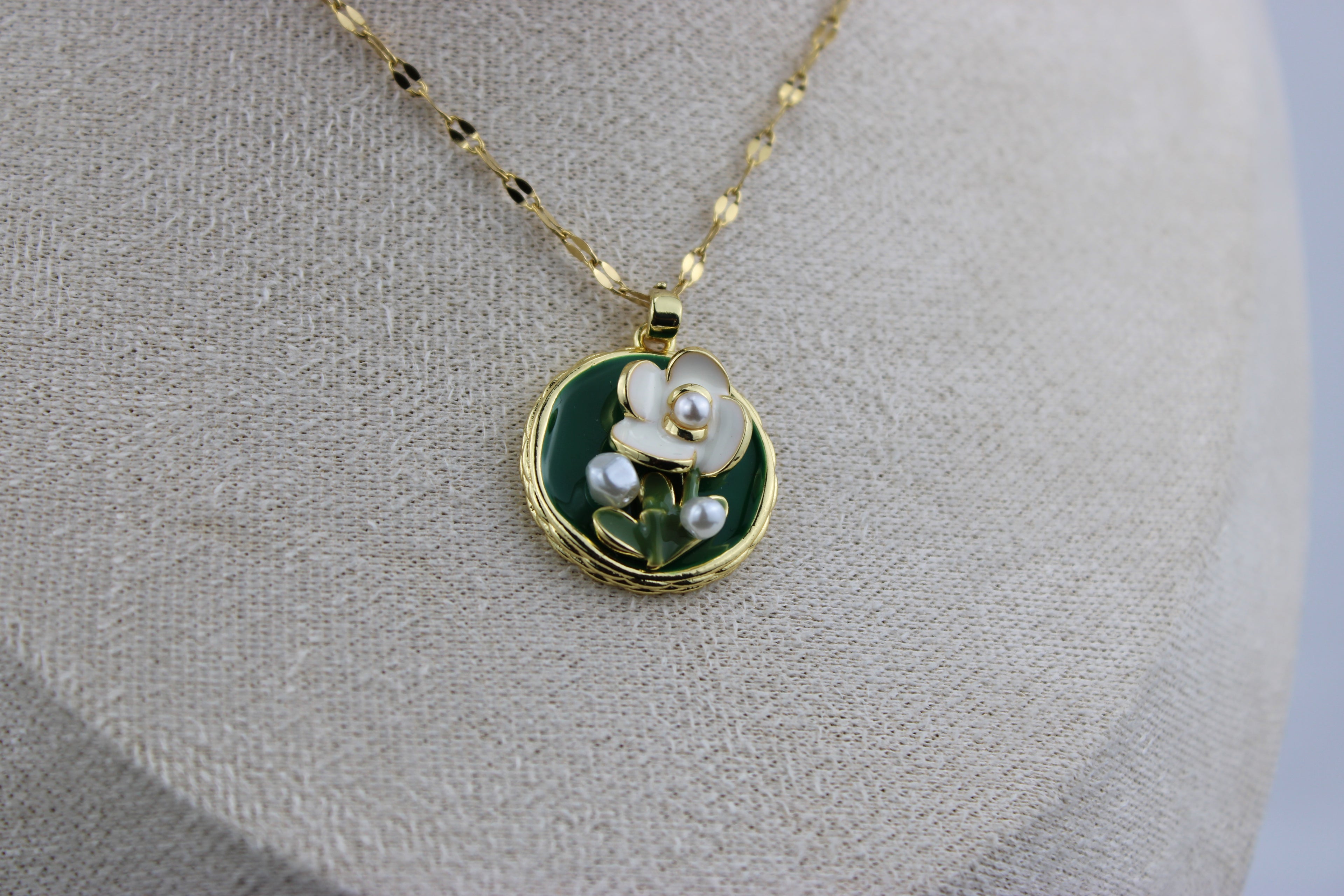 Pearl Garden Bloom Necklace