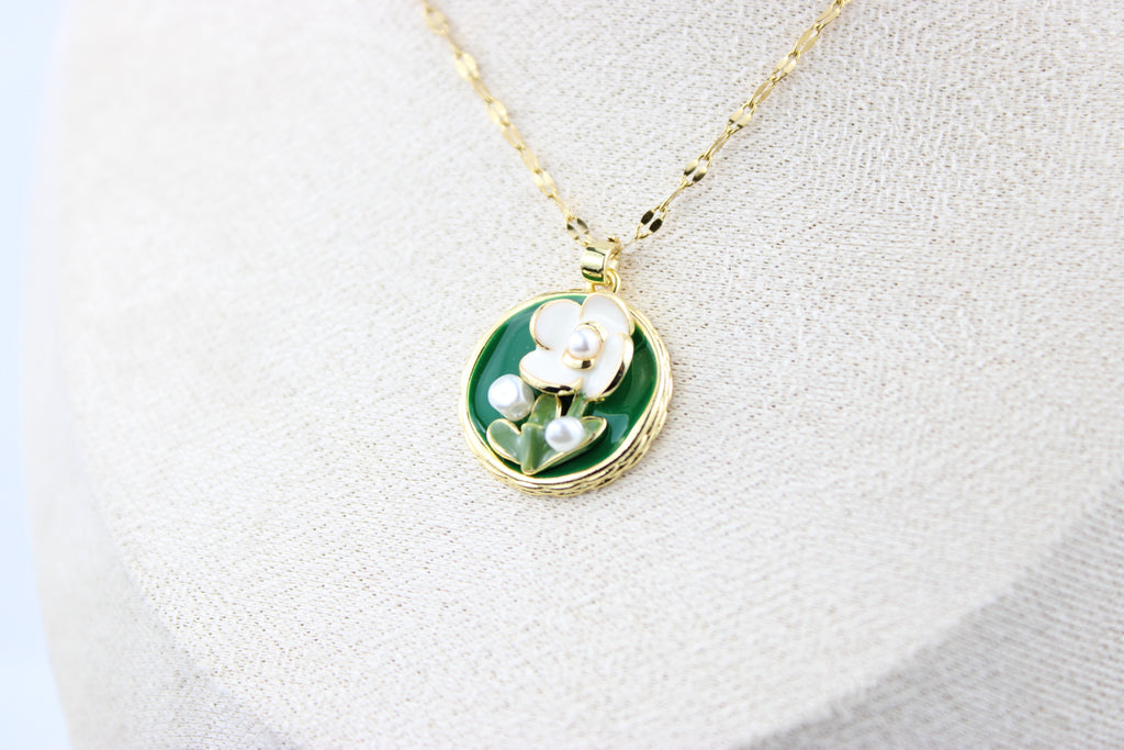 Pearl Garden Bloom Necklace