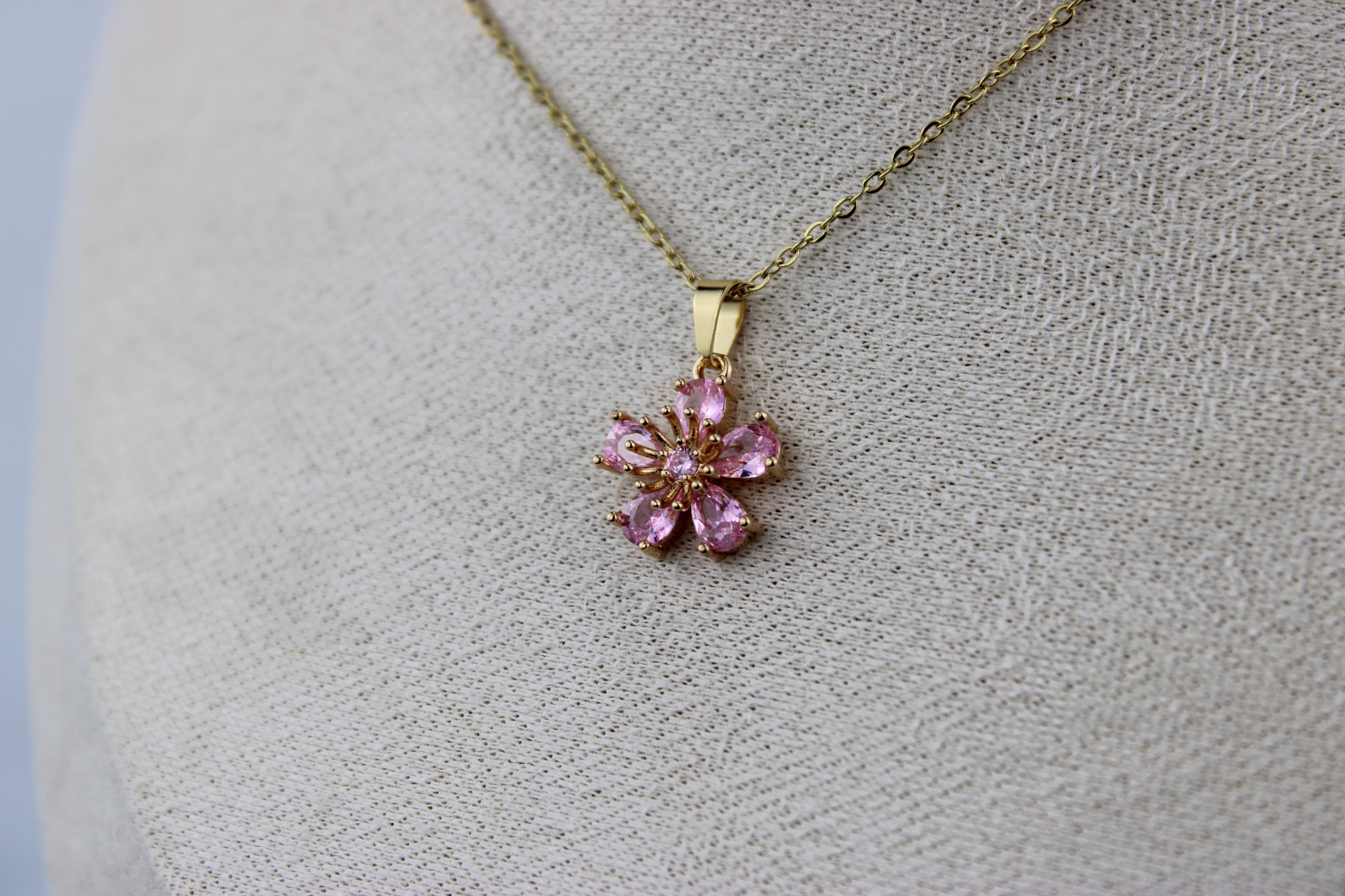 Rosy Bloom Necklace
