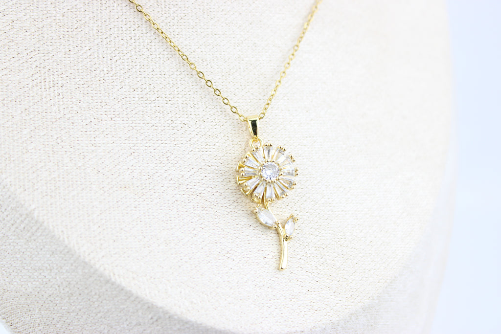 Golden Bloom Radiance Necklace