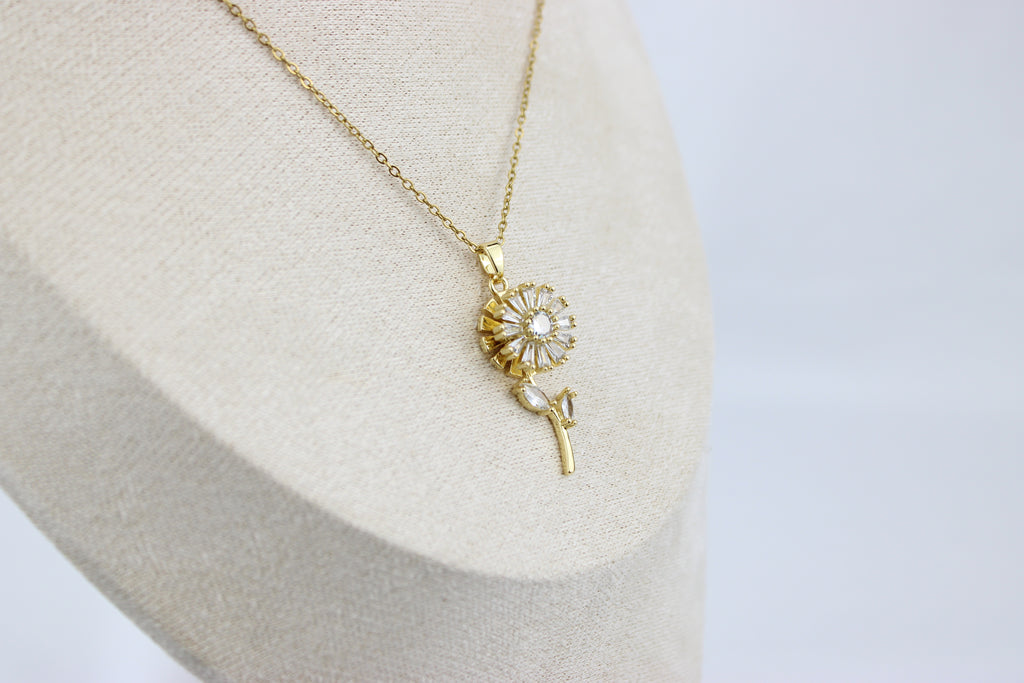 Golden Bloom Radiance Necklace